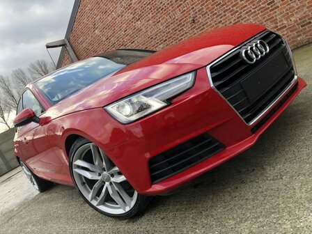 Audi A4 berline "40 000km" Automaat/Navi/led/pdc/cruise/2017