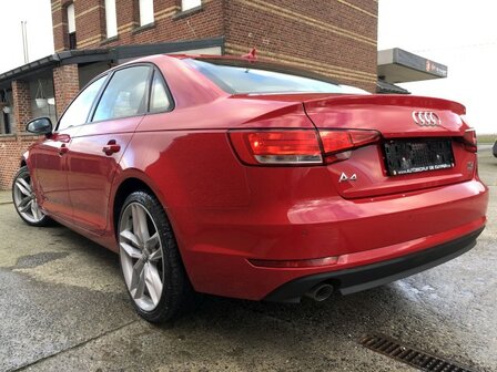 Audi A4 berline "40 000km" Automaat/Navi/led/pdc/cruise/2017
