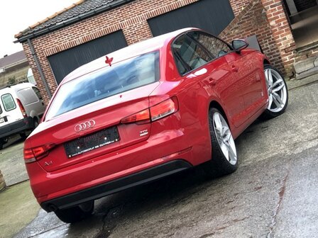 Audi A4 berline "40 000km" Automaat/Navi/led/pdc/cruise/2017