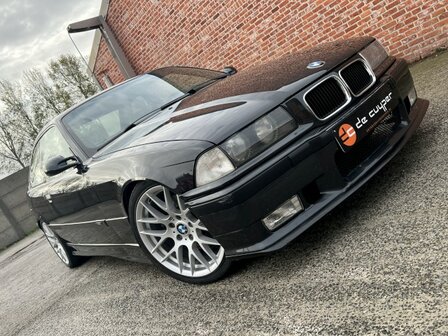 Bmw M3 3.0i e36 coupé "DIAMANT ZWART" 185 000km/carpass/1993