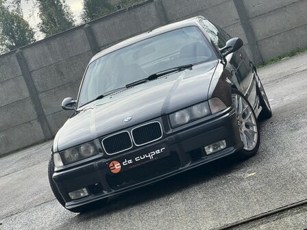 Bmw M3 3.0i e36 coupé "DIAMANT ZWART" 185 000km/carpass/1993