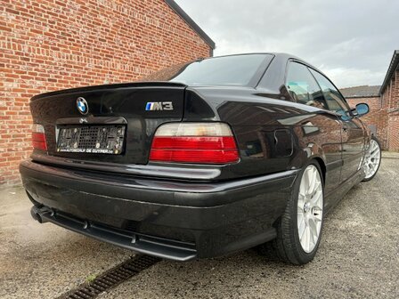 Bmw M3 3.0i e36 coupé "DIAMANT ZWART" 185 000km/carpass/1993