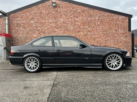 Bmw M3 3.0i e36 coupé "DIAMANT ZWART" 185 000km/carpass/1993