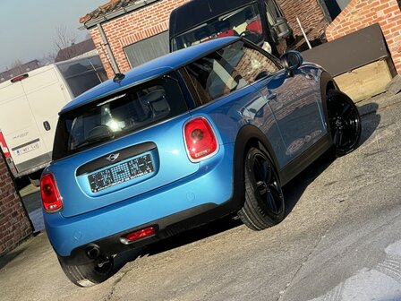 Mini Cooper 1.2i "BENZINE" Navi/cruise/pdc/clima/ohboek/2017