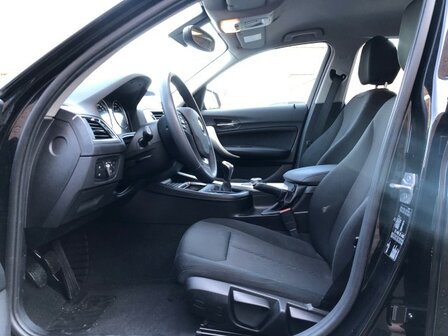 Bmw 116i "GARANTIE" Navi/Xenon(led)/pdc/cruise/benzine/2018