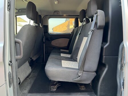 Fordt Transit Custom "5 plaatsen"lichte vracht/trekhaak/2017