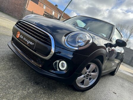 Mini one 1.5i "20 000km" Navi/pdc/airco/1ste eigenaar/2019