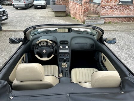 MG F 1.8i 145pk &quot;110 000km&quot; British Green/leder/hardtop/1998!