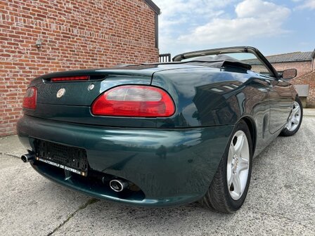 MG F 1.8i 145pk &quot;110 000km&quot; British Green/leder/hardtop/1998!