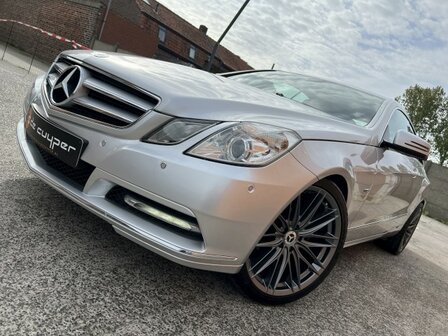 Mercedes E200 coupé "AUTOMAAT" benzine/leder/pdc/Navi/2012