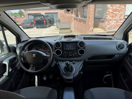 Peugeot partner 1.6hdi "LICHTE VRACHT" 70 000km/euro 6/2017