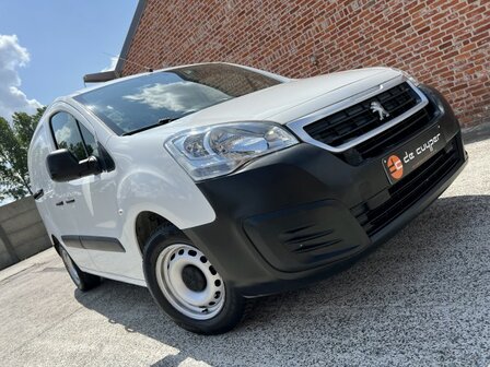 Peugeot partner 1.6hdi "LICHTE VRACHT" 70 000km/euro 6/2017