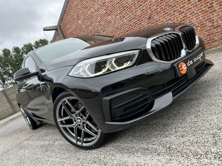 Bmw 118i F40 "BENZINE" Navi/led/cruise/pdc/1ste eig/140pk/2020!