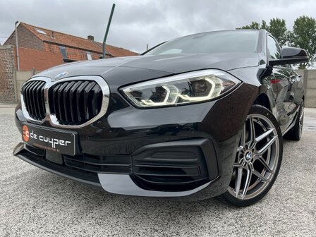 Bmw 118i F40 "BENZINE" Navi/led/cruise/pdc/1ste eig/140pk/2020!