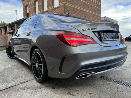 Mercedes Cla "AMG-line"benzine/led/navi/pdc/AUTOMAAT/GARANTE
