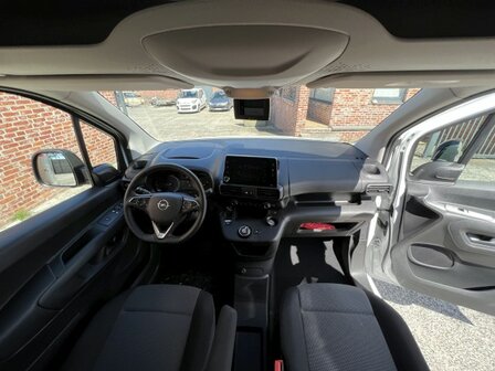 Opel Combo 1.5d edtion "AUTOMAAT" FULL-option/6 000km/2022