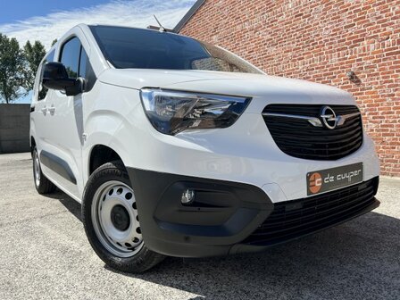 Opel Combo 1.5d edtion "AUTOMAAT" FULL-option/6 000km/2022