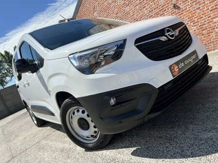 Opel Combo 1.5d edtion "AUTOMAAT" FULL-option/6 000km/2022