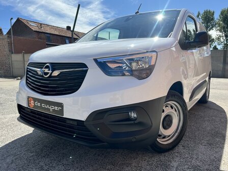 Opel Combo 1.5d edtion "AUTOMAAT" FULL-option/6 000km/2022