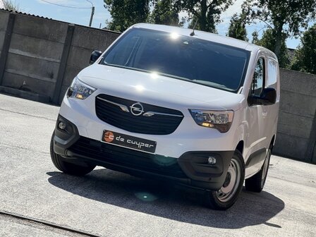 Opel Combo 1.5d edtion "AUTOMAAT" FULL-option/6 000km/2022
