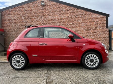 Fiat 500c &quot;HYBRIDE&quot; Navi/DAB/pdc/1ste eigenaar/1500km/2021