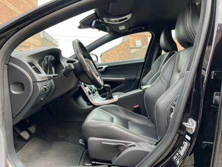 Volvo V60 "75 000km" Navi/leder/pdc/cruise/euro6/GARANTIE/2018