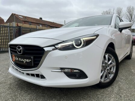 Mazda 3 2.0i &quot;FULL-option&quot; Navi/head-up/camera/keyless/2018