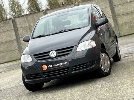 Volkswagen Fox 1.2i &quot;45000km&quot; gekeurd/GARANTIE/1ste eig/2010
