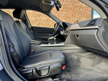 Bmw 318d Gt &quot;GARANTIE&quot; Navi/leder/pdc/clima/euro6/GEKEURD