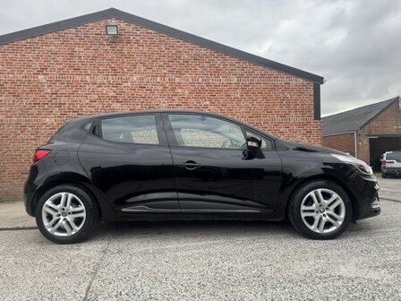 Renault Clio 1.0i &quot;65000km&quot; Navi/cruise/pdc/airco/5deur/2018