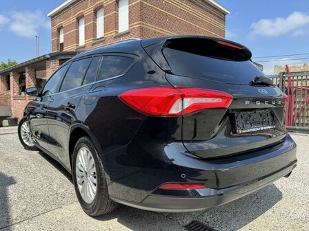 Ford focus 1.0 &quot;GARANTIE&quot; cruise/pdc/airco/Navi/oh-boek/2019
