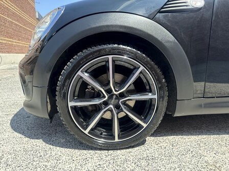 Mini one 1.6i &quot;GARANTIE&quot; Xenon/pdc/clima/125 000km/2011