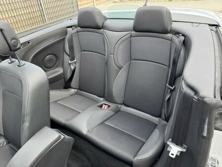 Renault Megane 1.6i &quot;90 000km&quot; Navi/cruise/pdc/XENON/2011