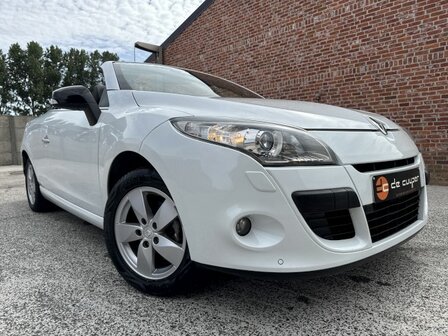 Renault Megane 1.6i &quot;90 000km&quot; Navi/cruise/pdc/XENON/2011