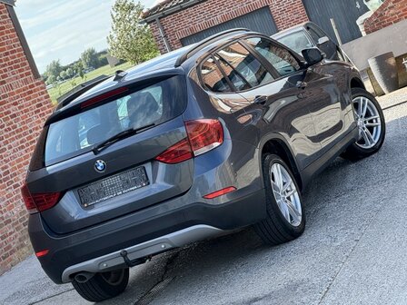 Bmw X1sdrive &quot;GARANTIE&quot;Navi/pdc/clima/trekhaak/180000km/2015