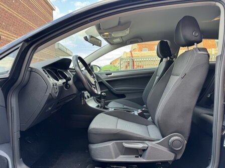 Volkswagen Golf 7 1.2tsi &quot;GARANTIE&quot; gekeurd/trekhaak/18inch
