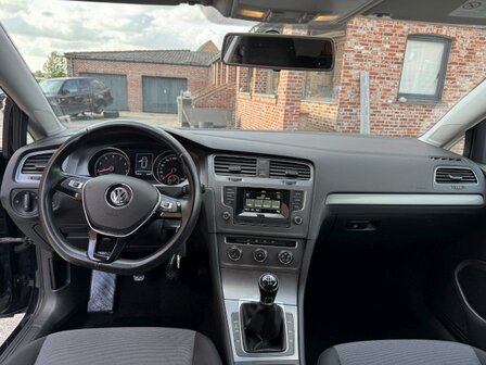 Volkswagen Golf 7 1.2tsi &quot;GARANTIE&quot; gekeurd/trekhaak/18inch