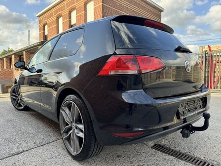 Volkswagen Golf 7 1.2tsi &quot;GARANTIE&quot; gekeurd/trekhaak/18inch