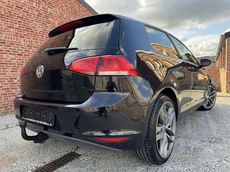 Volkswagen Golf 7 1.2tsi &quot;GARANTIE&quot; gekeurd/trekhaak/18inch