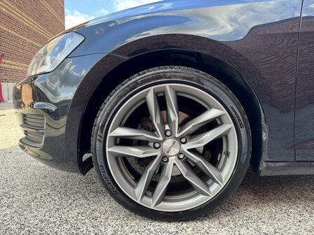 Volkswagen Golf 7 1.2tsi &quot;GARANTIE&quot; gekeurd/trekhaak/18inch