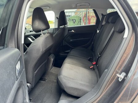 Peugeot 308sw &quot;AUTOMAAT&quot; Navi/camera360/clima/70 000km/2020