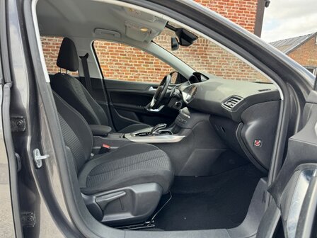 Peugeot 308sw &quot;AUTOMAAT&quot; Navi/camera360/clima/70 000km/2020