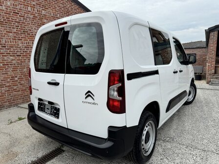 Citroen Berlingo 1.2i &quot;LICHTE VRACHT&quot; 70 000km/oh-boek/2021