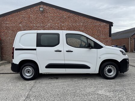 Citroen Berlingo 1.2i &quot;LICHTE VRACHT&quot; benzine/oh-boek/2021