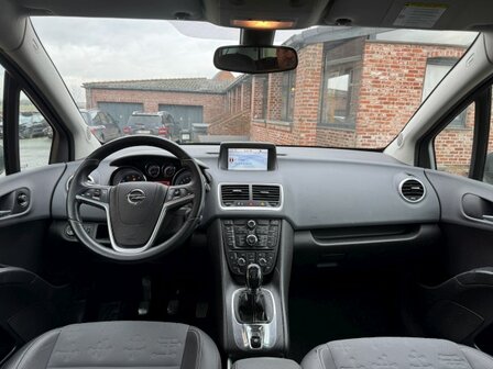Opel Meriva 1.4i &quot;GEKEURD&quot; Navi/cruise/pdc/clima/oh-boek