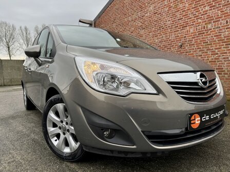 Opel Meriva 1.4i &quot;GEKEURD&quot; Navi/cruise/pdc/clima/oh-boek
