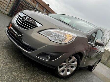 Opel Meriva 1.4i &quot;GEKEURD&quot; Navi/cruise/pdc/clima/oh-boek