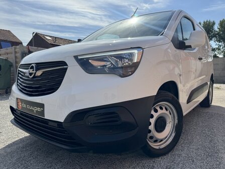 Opel combo 1.5d &quot;NIEUW-model&quot; lichtevracht/airco/pdc/2019
