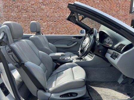 Bmw M3 e46 &quot;MANUEEL&quot; 125000km/leder/XENON/pdc/Navi/clim/2001