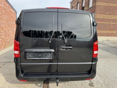 Mercedes Vito 116cdi &quot;5plaatsen&quot; lichtevracht/160pk/ac/2015